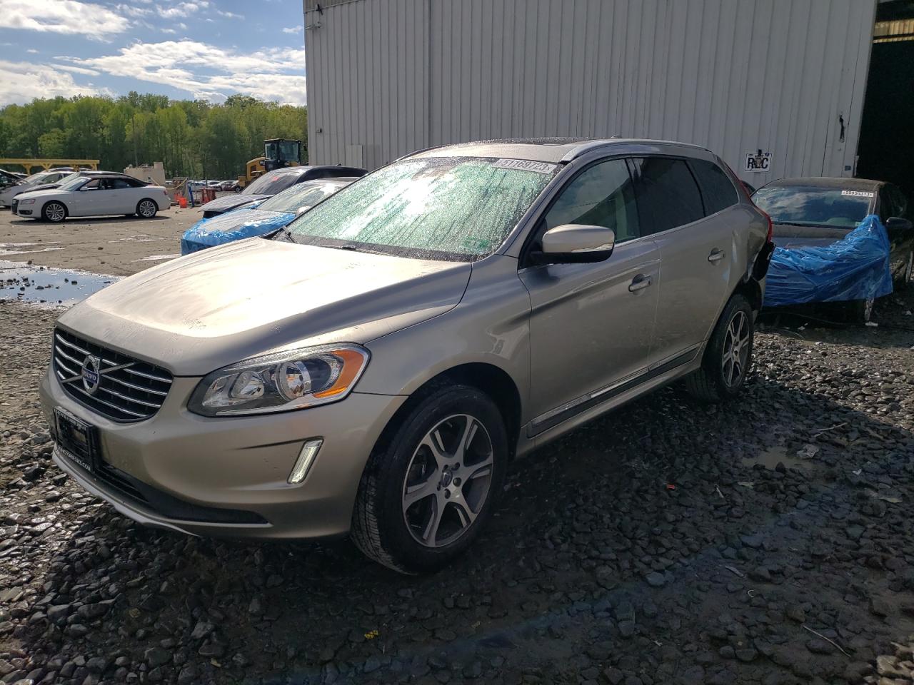 2015 VOLVO XC60 T6 PREMIER