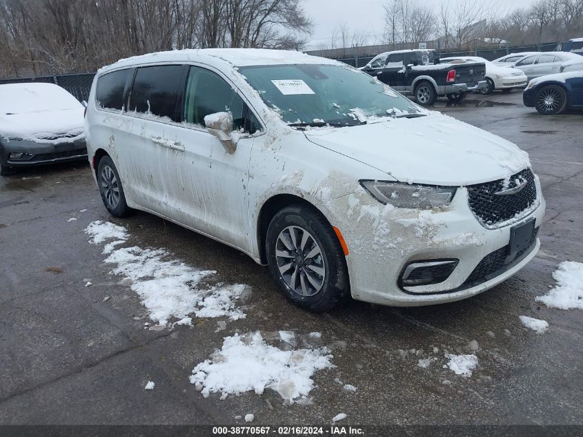 2022 CHRYSLER PACIFICA HYBRID TOURING L