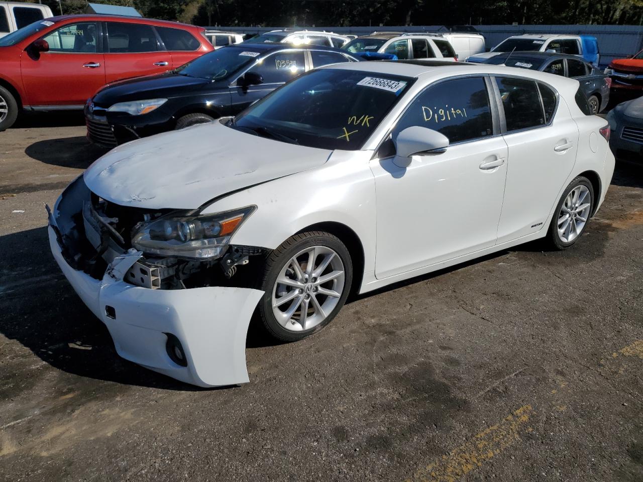 2013 LEXUS CT 200