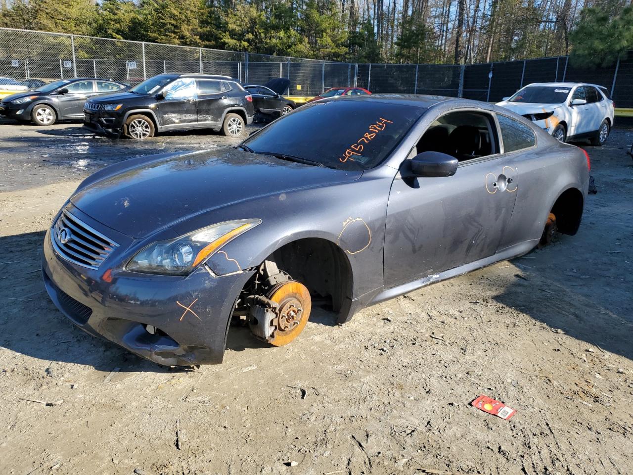 2011 INFINITI G37