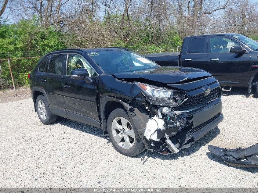 2020 TOYOTA RAV4 XLE