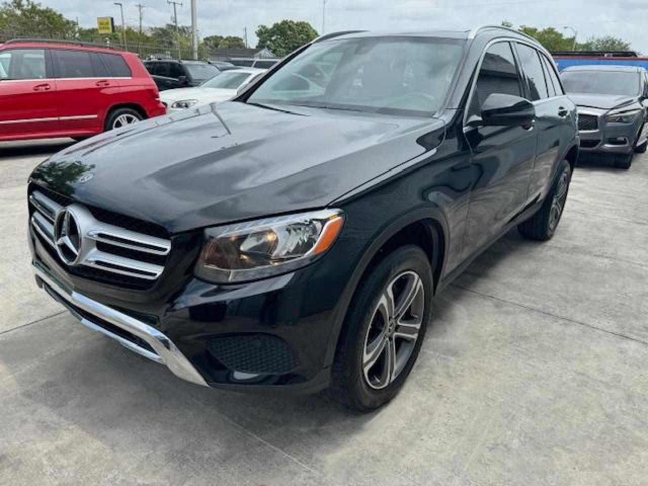 2019 MERCEDES-BENZ GLC 300