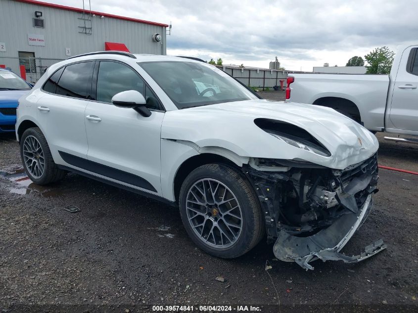 2018 PORSCHE MACAN SPORT EDITION