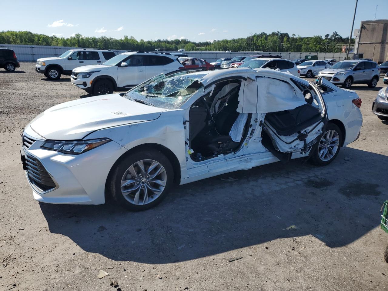 2021 TOYOTA AVALON XLE