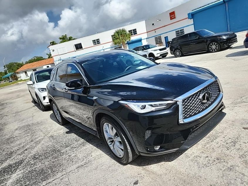 2021 INFINITI QX50 LUXE