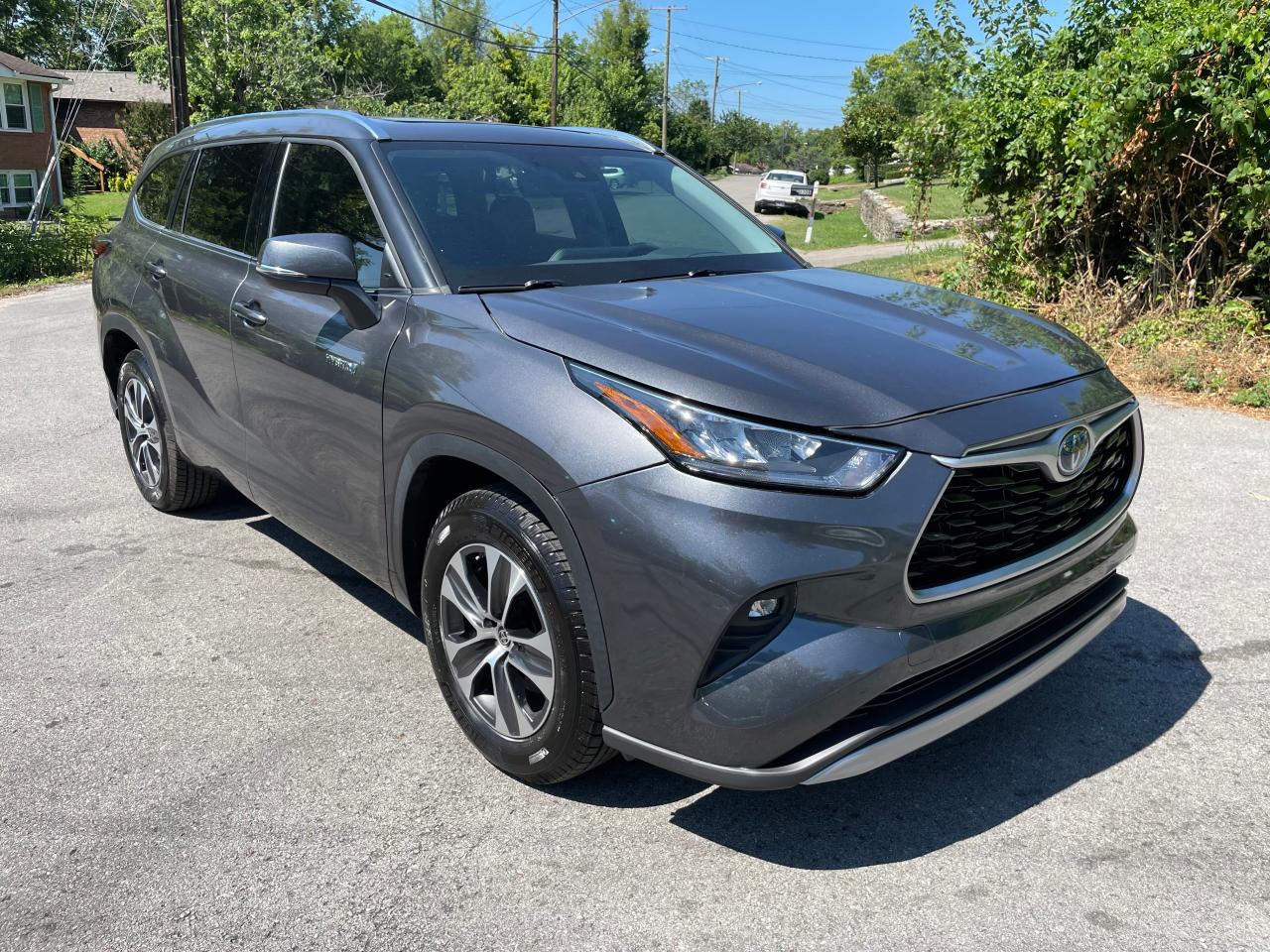 2021 TOYOTA HIGHLANDER HYBRID XLE