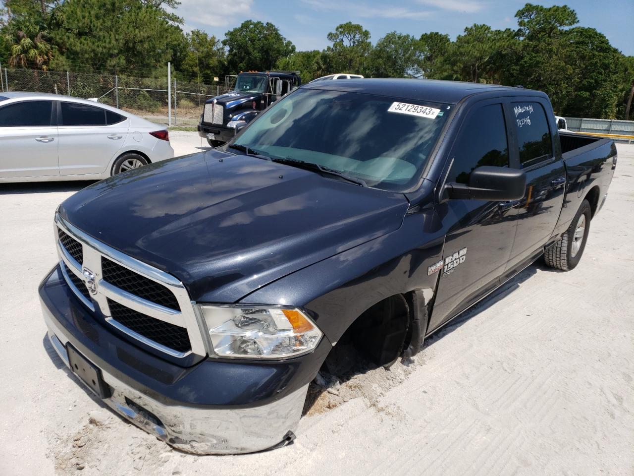 2019 RAM 1500 CLASSIC SLT