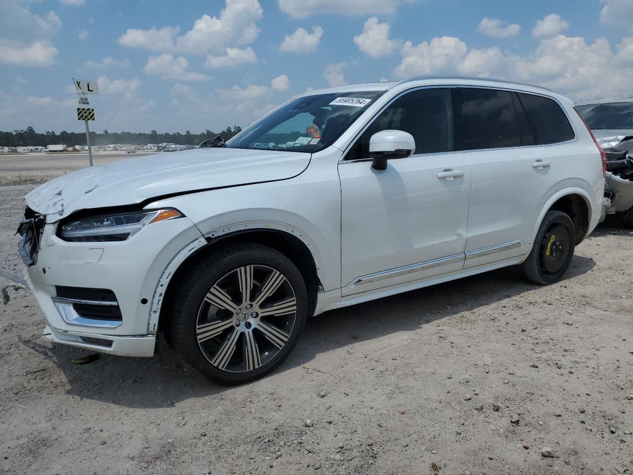 2024 VOLVO XC90 PLUS