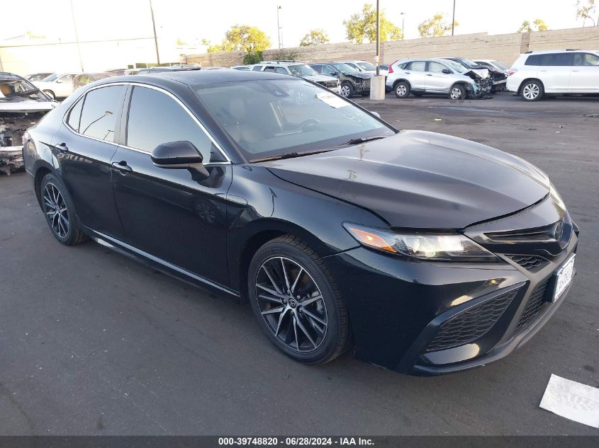 2021 TOYOTA CAMRY SE