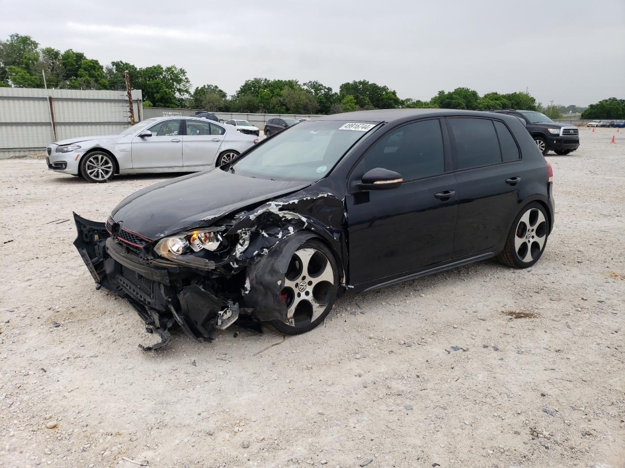 2011 VOLKSWAGEN GTI