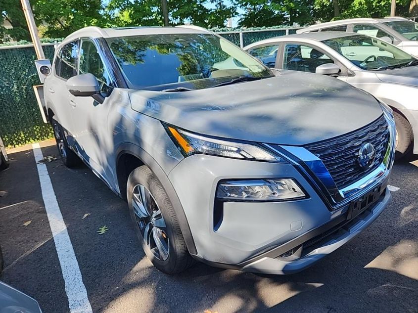 2021 NISSAN ROGUE SL