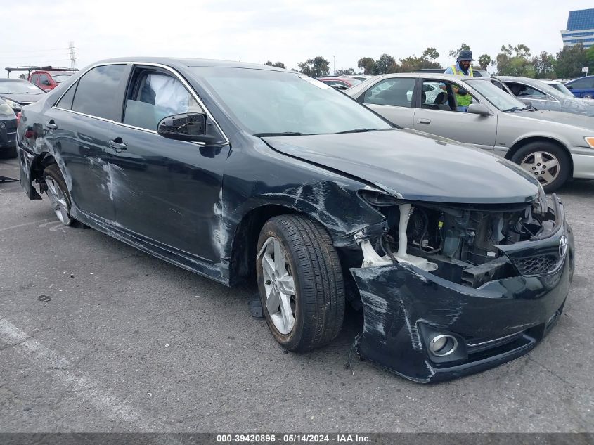 2012 TOYOTA CAMRY SE