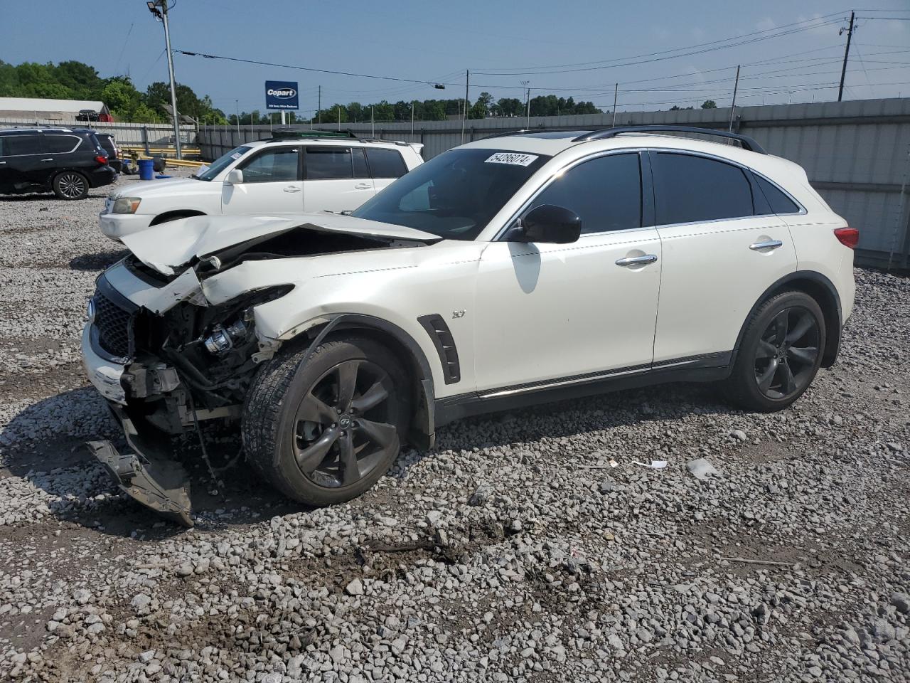 2017 INFINITI QX70