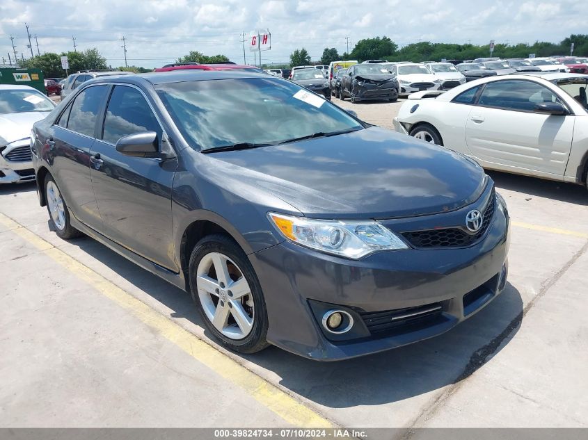 2013 TOYOTA CAMRY SE