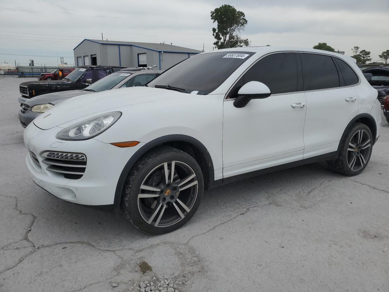 2014 PORSCHE CAYENNE