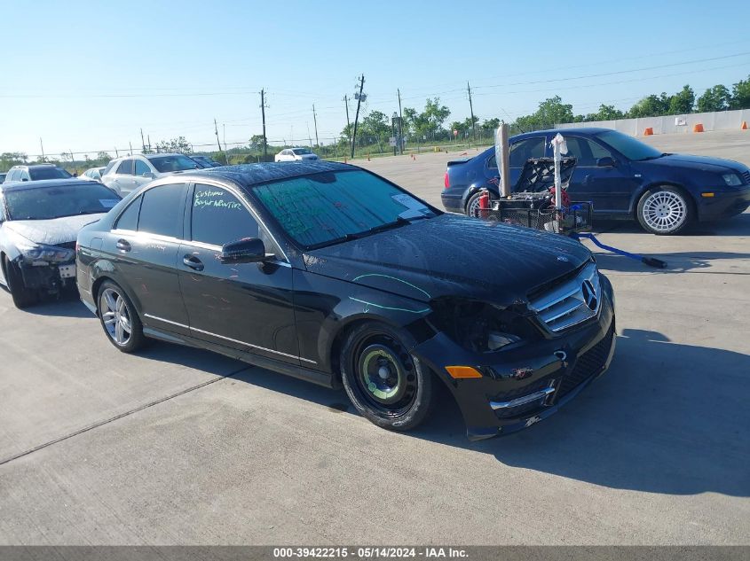 2013 MERCEDES-BENZ C 300 LUXURY 4MATIC/SPORT 4MATIC