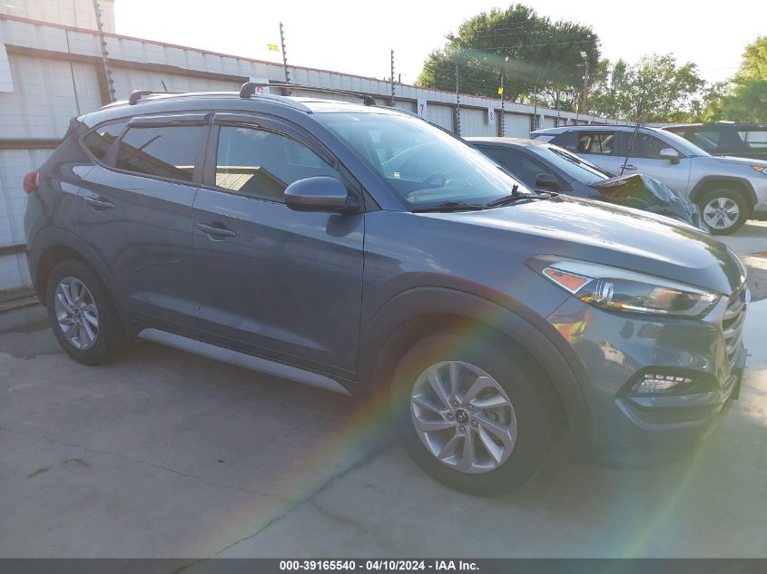 2017 HYUNDAI TUCSON SE