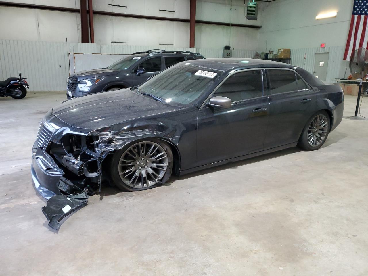 2013 CHRYSLER 300C VARVATOS