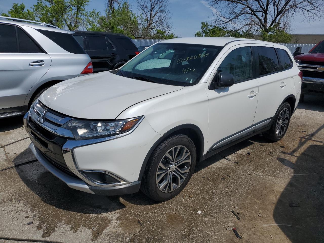 2016 MITSUBISHI OUTLANDER SE