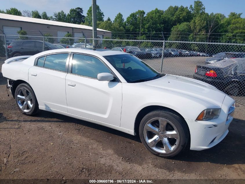 2014 DODGE CHARGER SXT