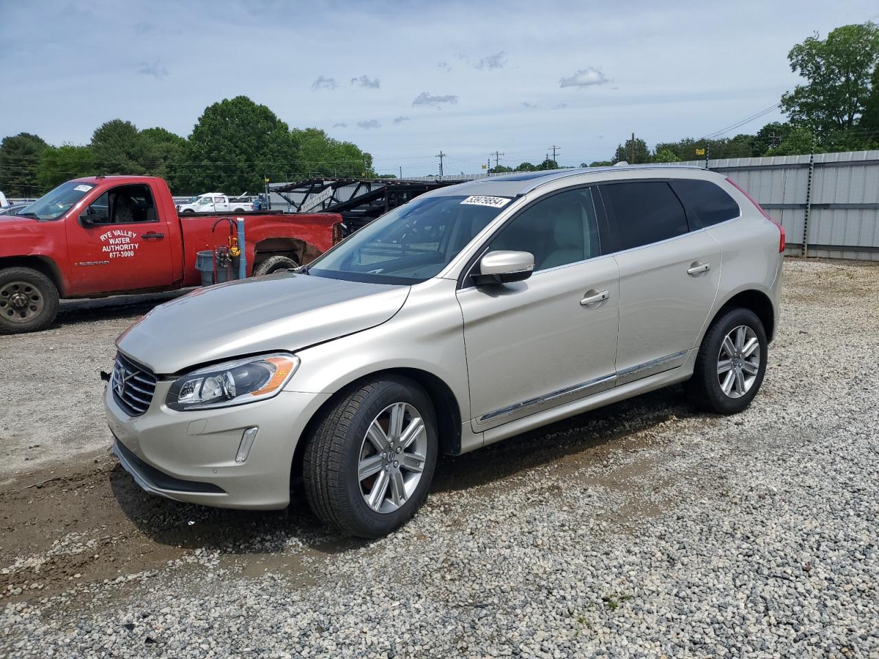 2017 VOLVO XC60 T5 INSCRIPTION