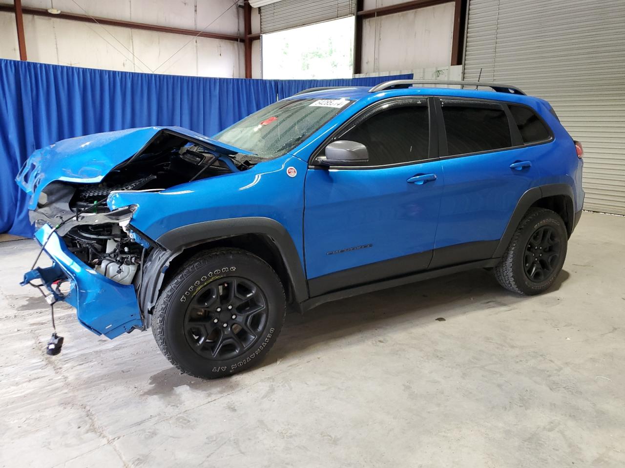 2019 JEEP CHEROKEE TRAILHAWK