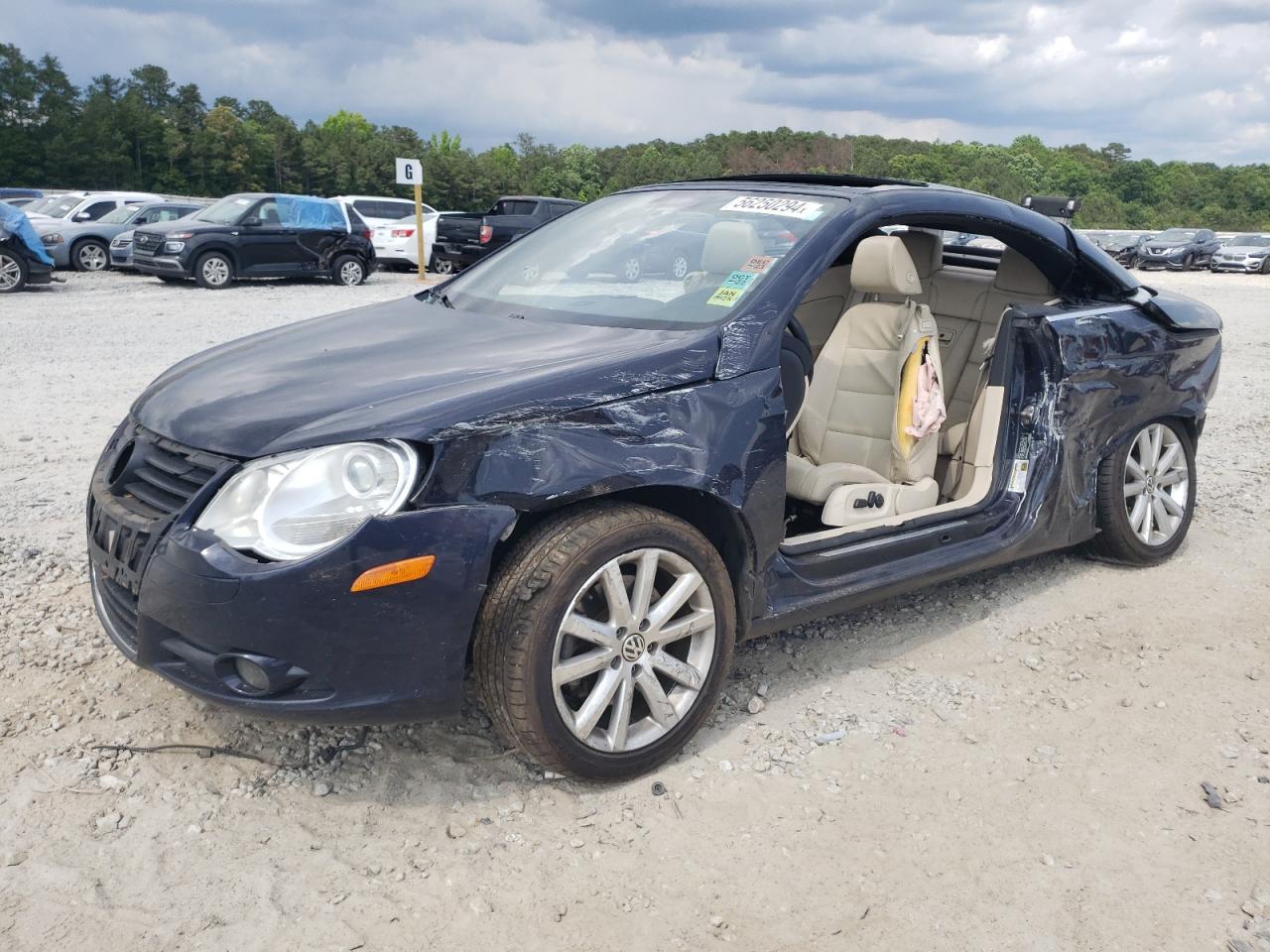 2011 VOLKSWAGEN EOS KOMFORT