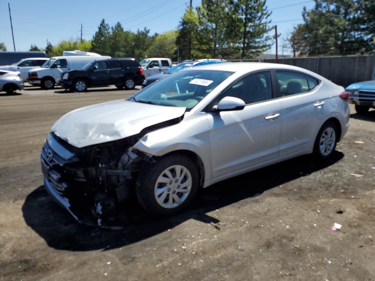 2019 HYUNDAI ELANTRA SE