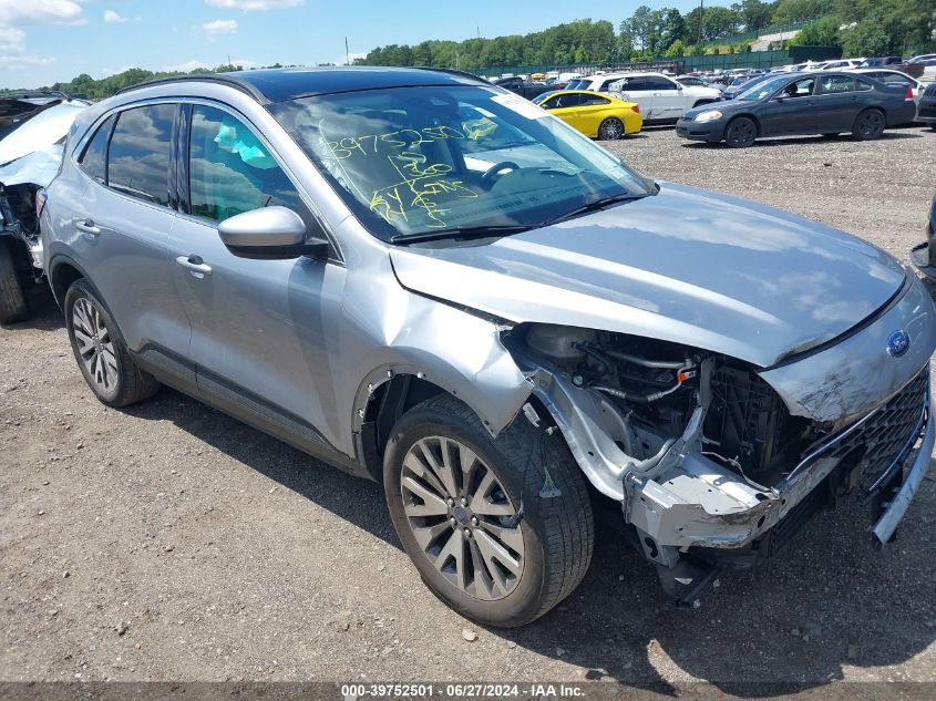 2022 FORD ESCAPE TITANIUM