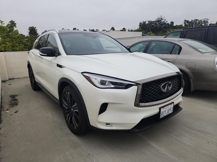 2021 INFINITI QX50 LUXE