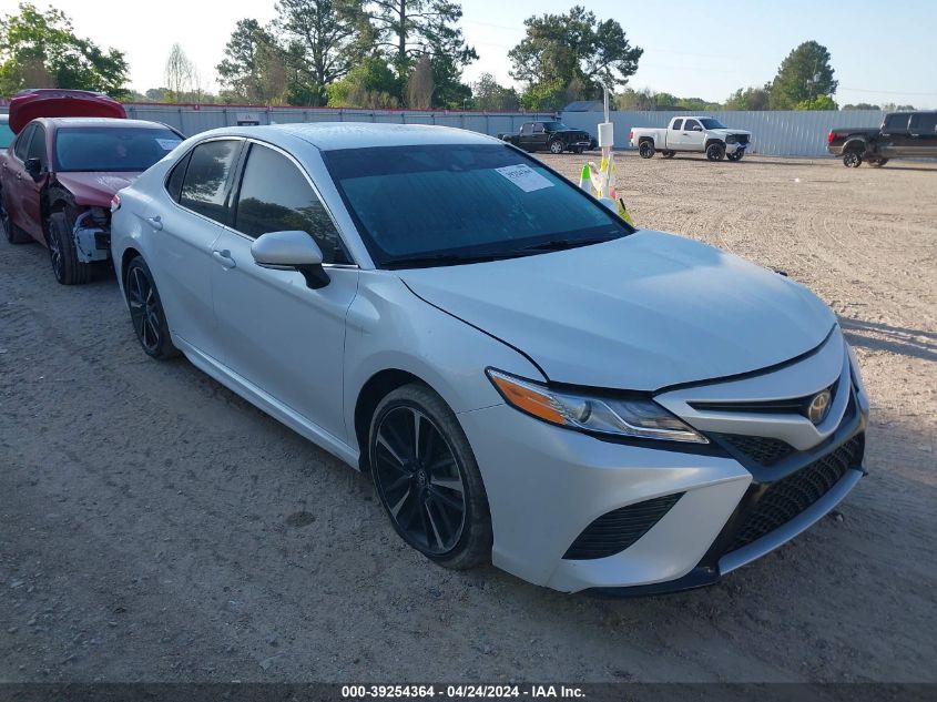 2020 TOYOTA CAMRY XSE