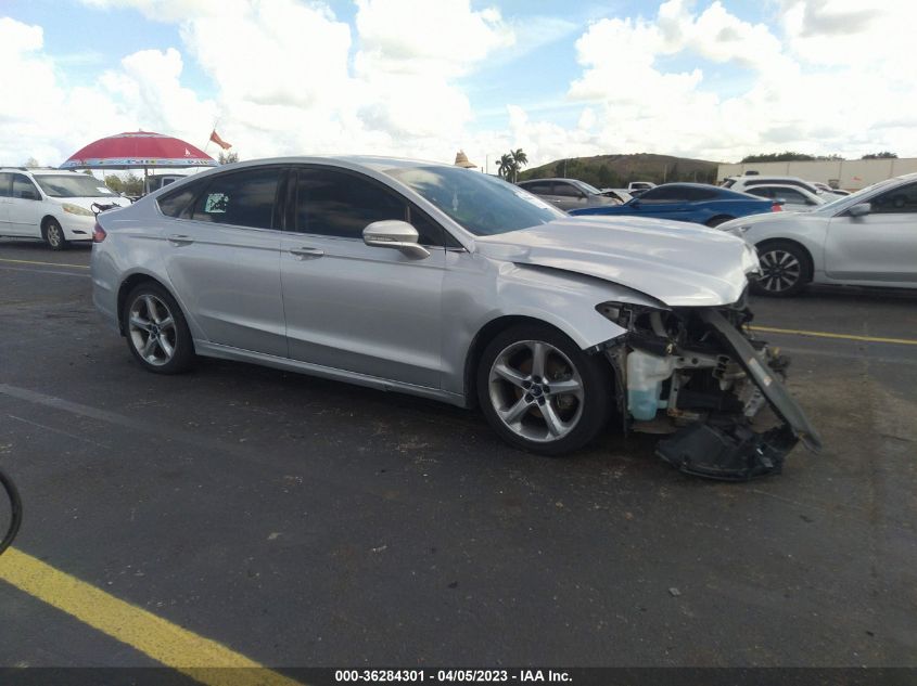 2015 FORD FUSION SE