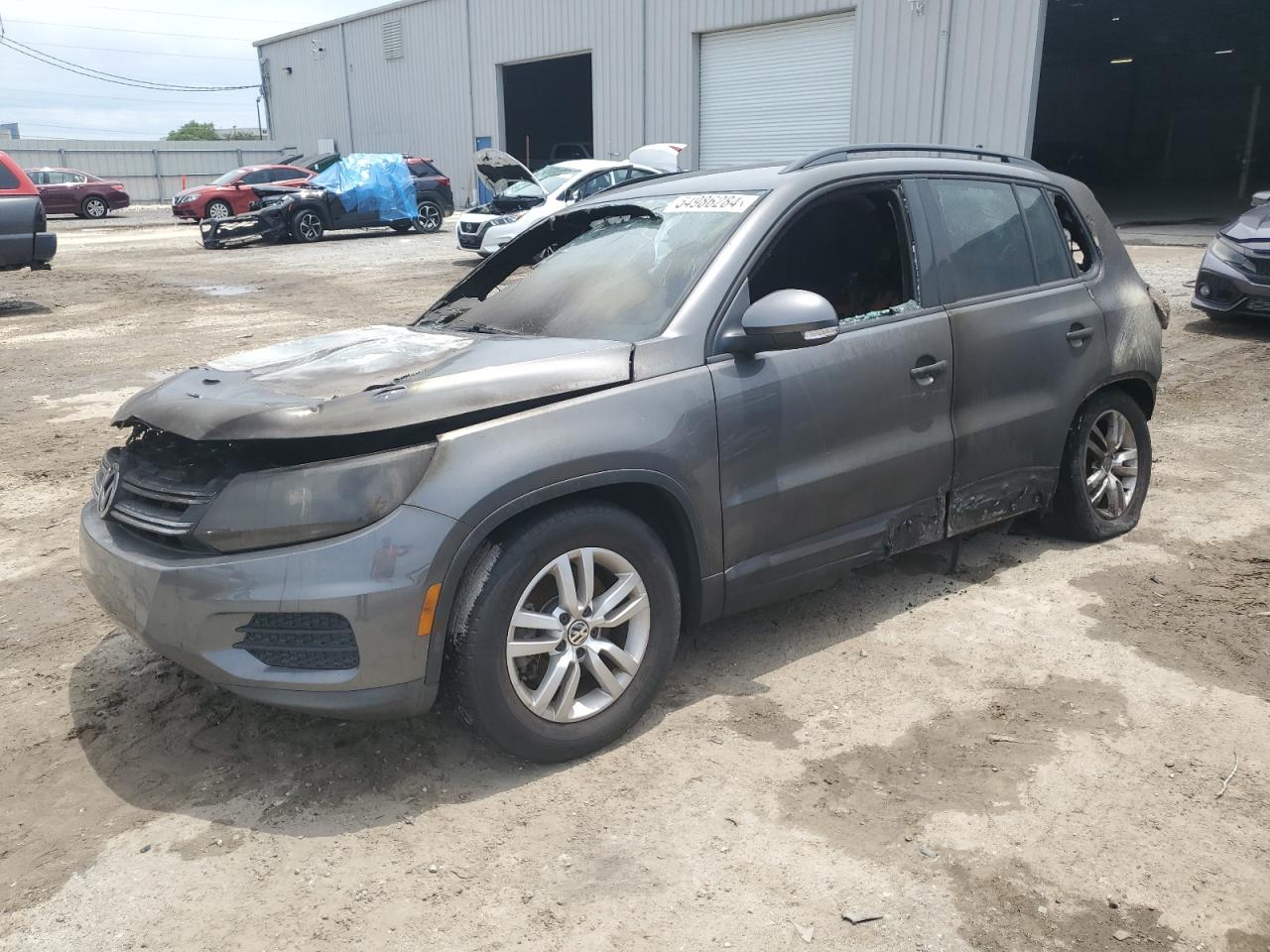 2015 VOLKSWAGEN TIGUAN S