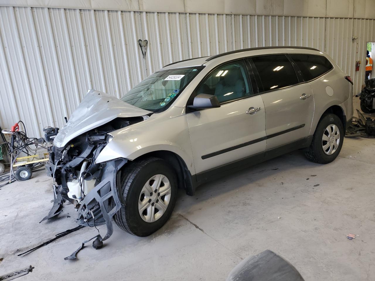 2014 CHEVROLET TRAVERSE LS