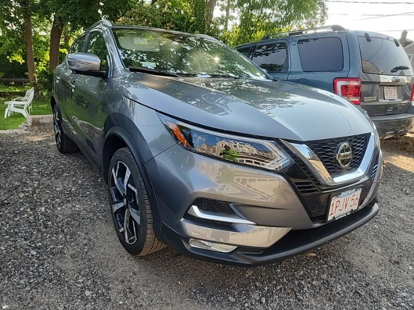 2022 NISSAN ROGUE SPORT SL