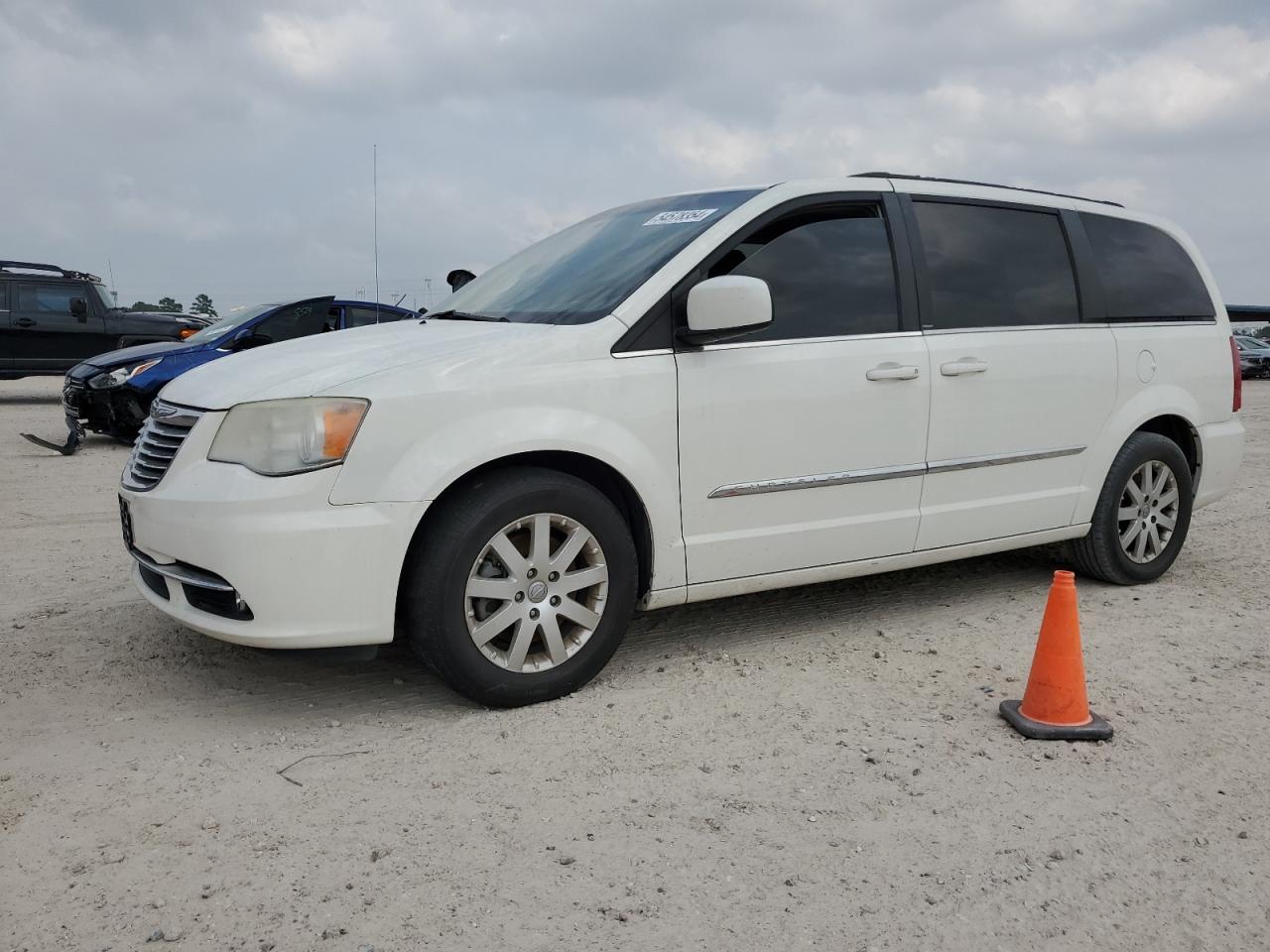 2013 CHRYSLER TOWN & COUNTRY TOURING