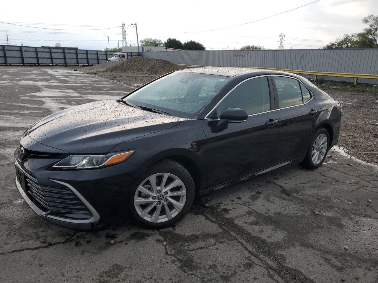 2021 TOYOTA CAMRY LE