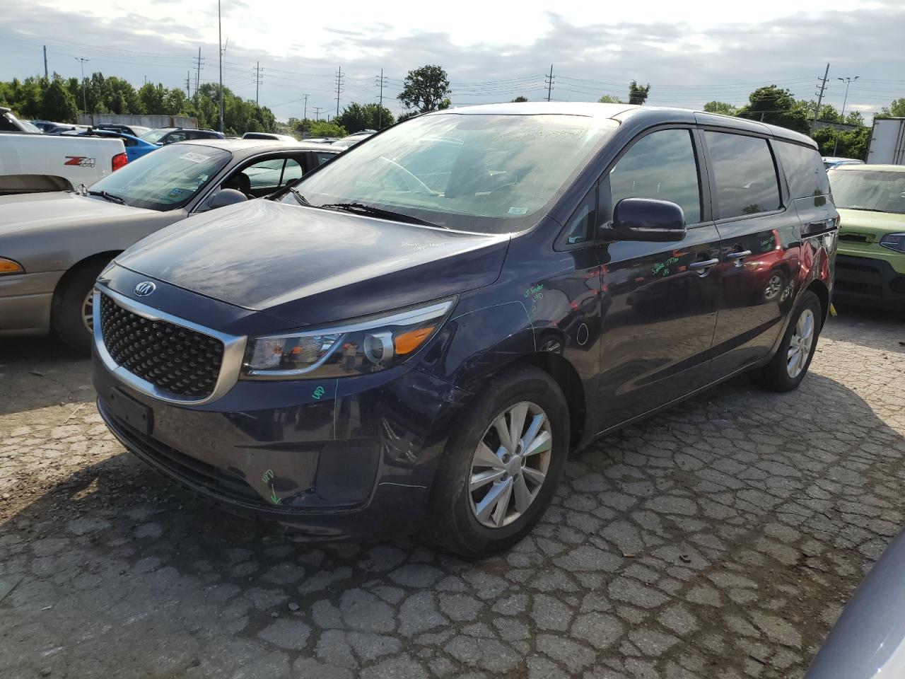 2018 KIA SEDONA LX