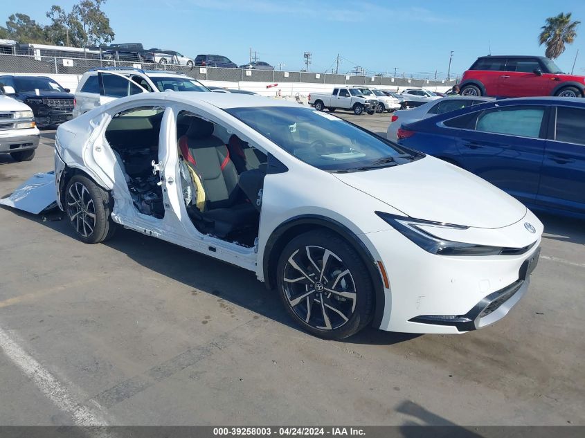 2024 TOYOTA PRIUS PRIME XSE