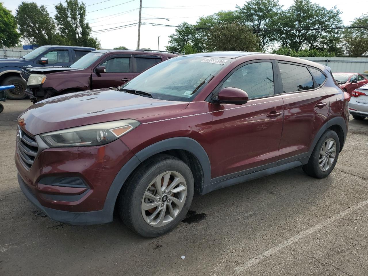 2016 HYUNDAI TUCSON SE