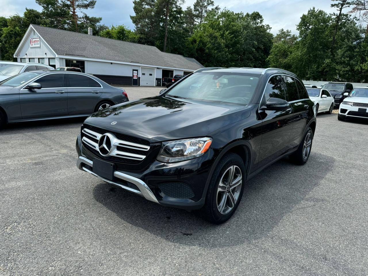 2019 MERCEDES-BENZ GLC 300