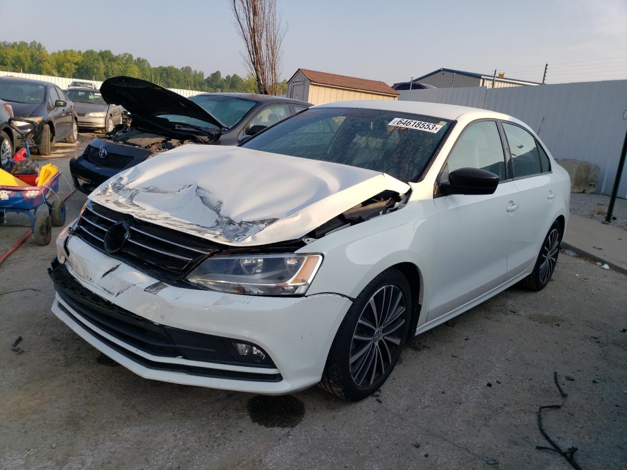 2016 VOLKSWAGEN JETTA SPORT