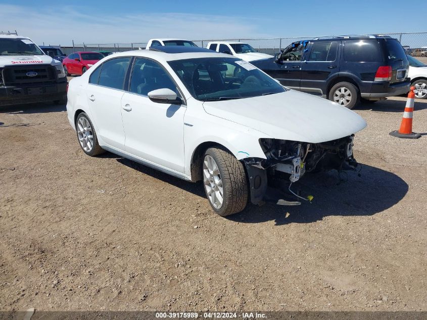 2014 VOLKSWAGEN JETTA GLI EDITION 30 W/NAV