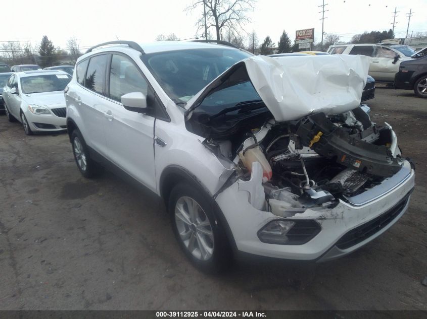 2017 FORD ESCAPE SE