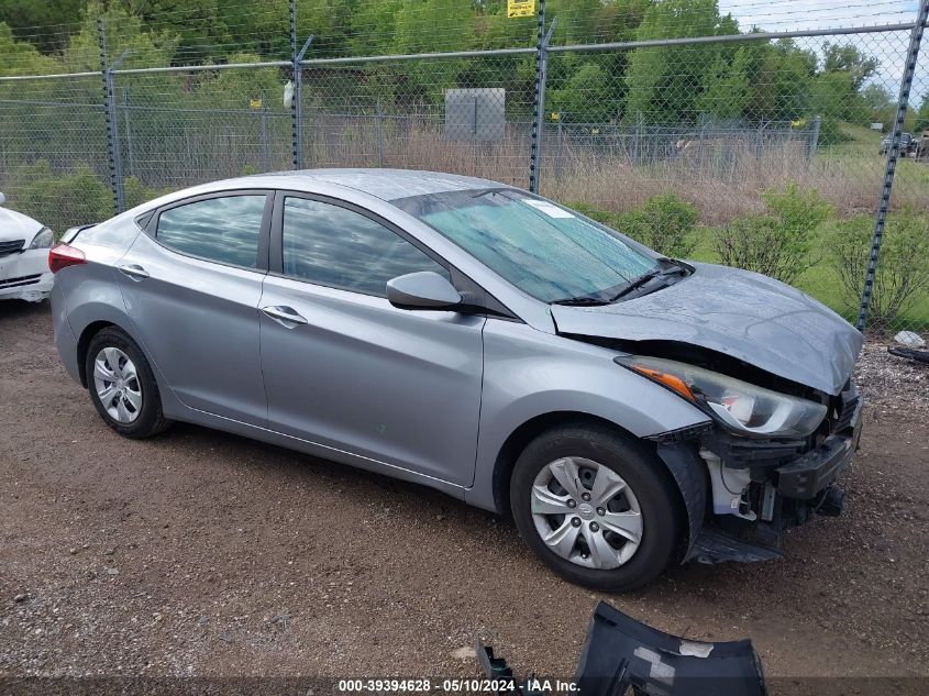 2016 HYUNDAI ELANTRA SE