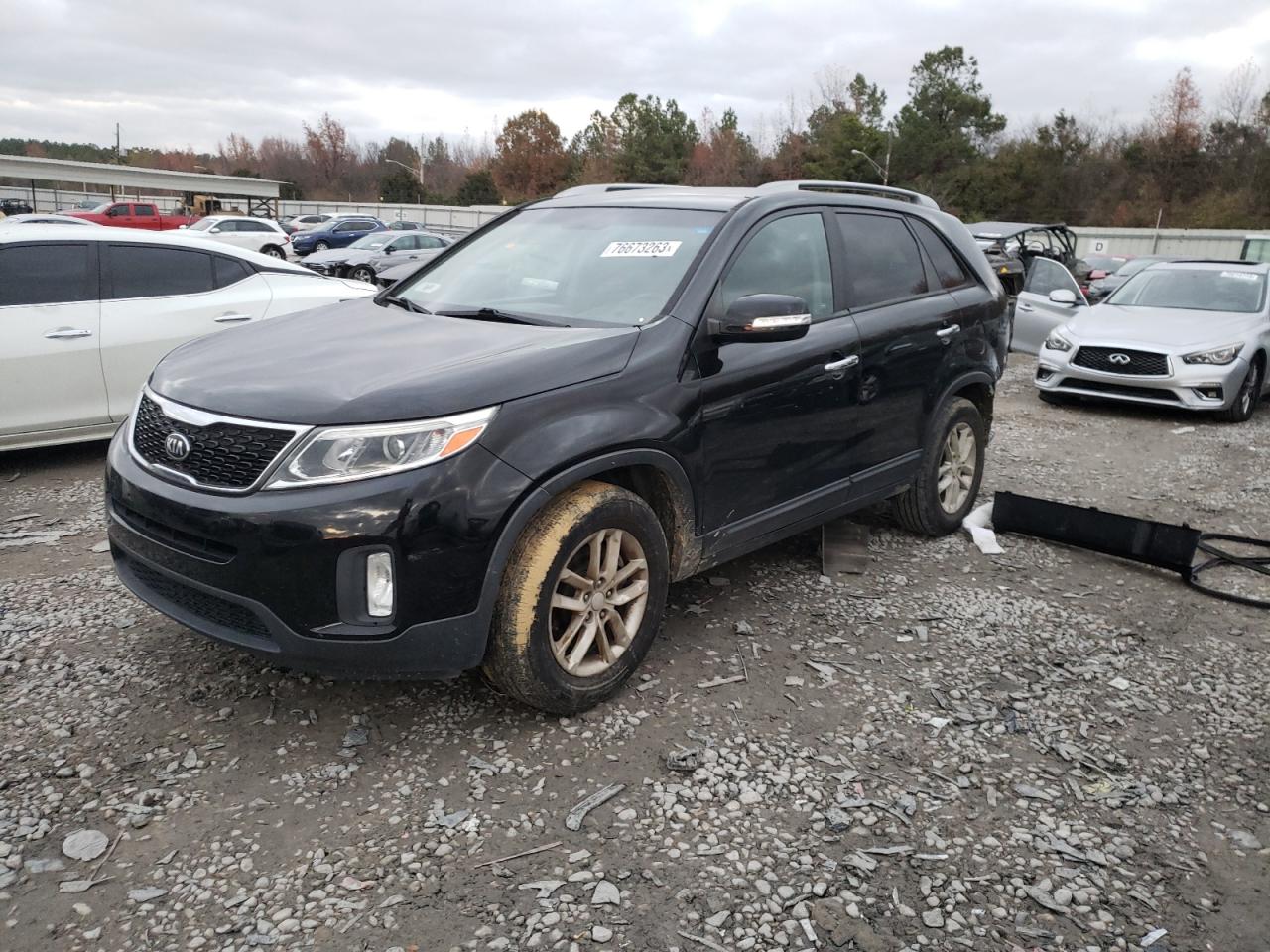 2015 KIA SORENTO LX