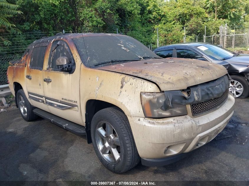 2013 CHEVROLET AVALANCHE LTZ