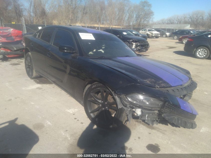 2016 DODGE CHARGER SXT