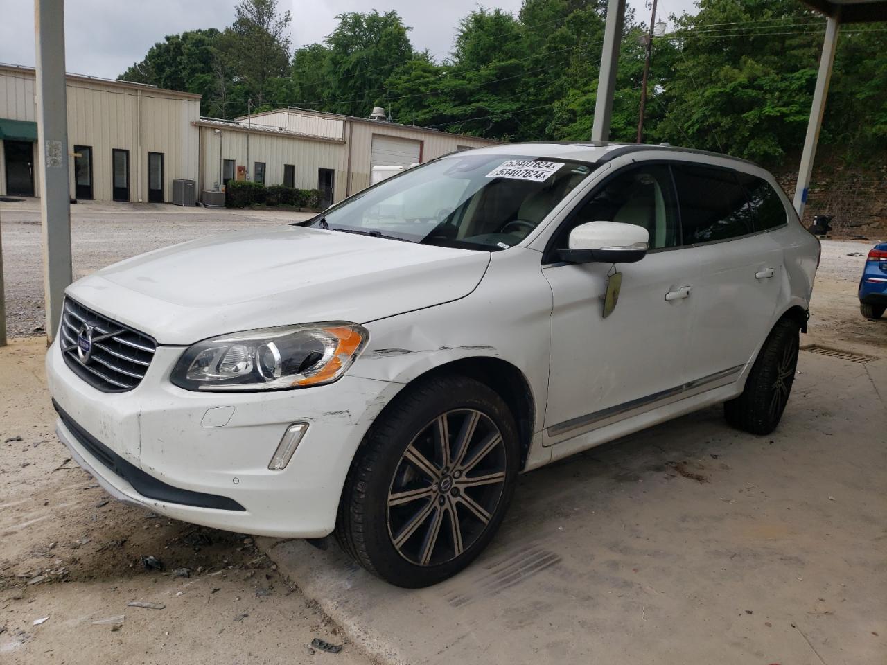 2017 VOLVO XC60 T6 INSCRIPTION