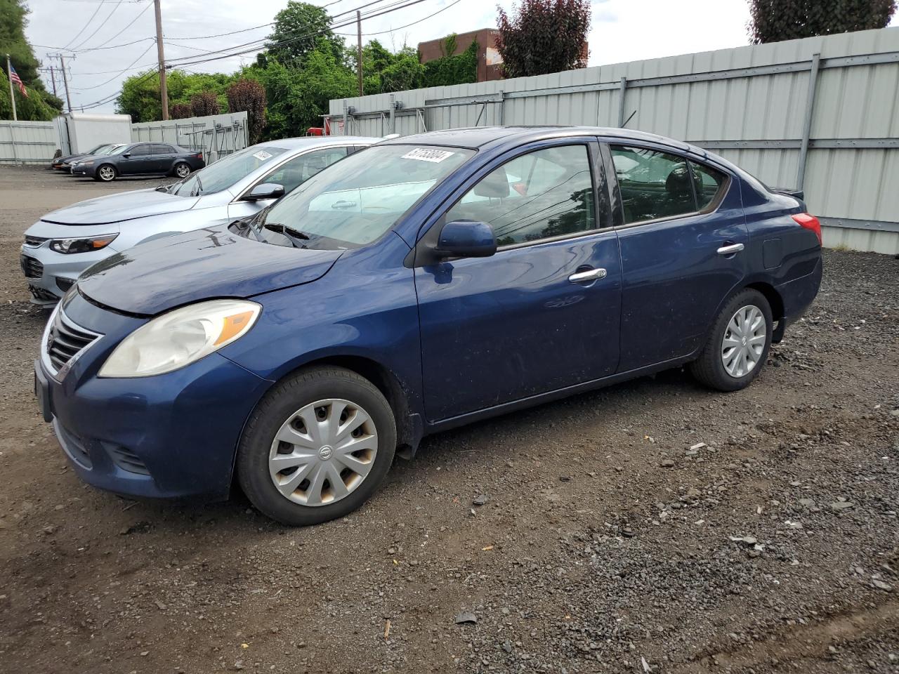 2014 NISSAN VERSA S